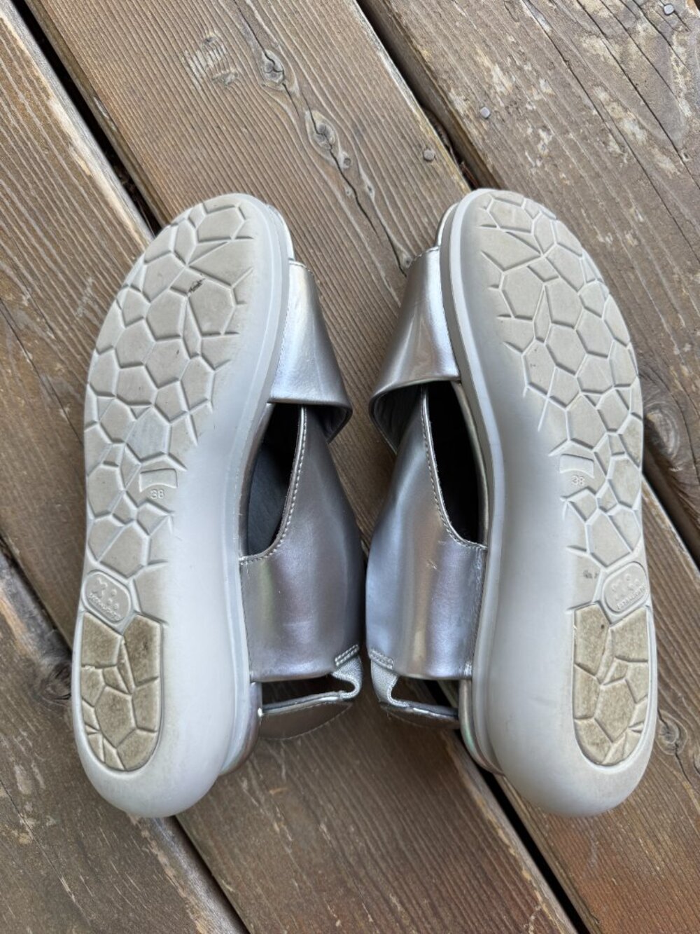 CAMPER Silver Balloon CrissCross Sandals in Women's 38/US 7.5-8 - Picture 8 of 10